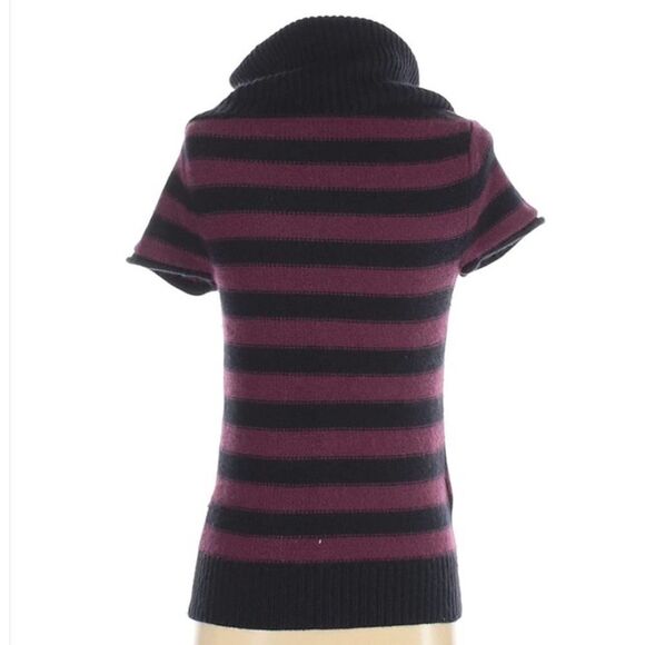 BCBGMAXAZRIA Short Sleeve Turtleneck Sweater small - Picture 2 of 2